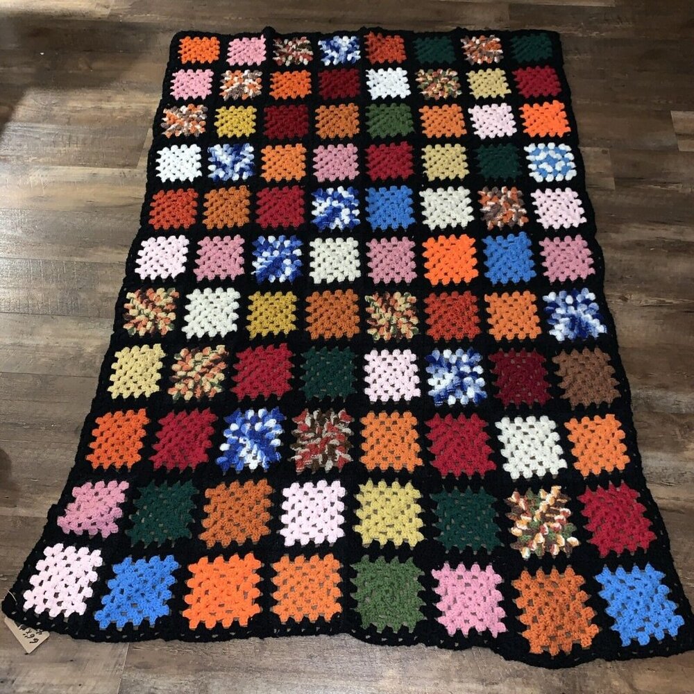 Vtg GRANNY SQUARE AFGHAN Crochet Cottage Core Throw Blanket 66”x43” T100 - Picture 7 of 12